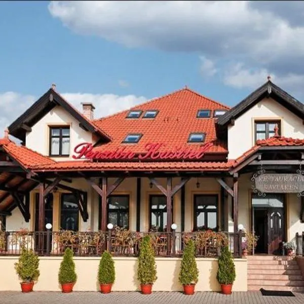 Penzion Kastiel，位于Kováčovce的酒店