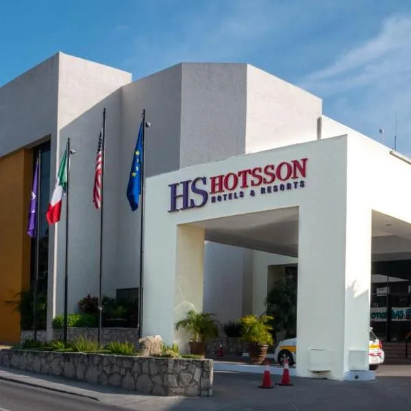 HS HOTSSON Hotel Tampico，位于Miramar的酒店