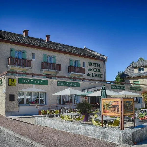 Hotel du Col de l'Arc，位于Le Bouilly的酒店