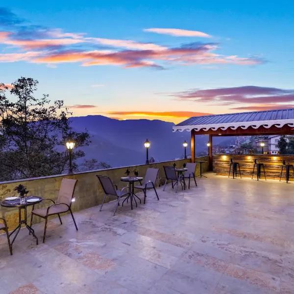 Mount Himalayan Hotel，位于Pakyong的酒店