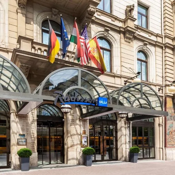 布达佩斯贝克丽笙布鲁酒店，位于布达厄尔什的酒店