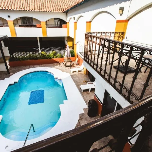 Del Mar Inn Playas，位于提华纳的酒店