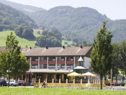 汪斯公园酒店，位于Weisstannen的酒店