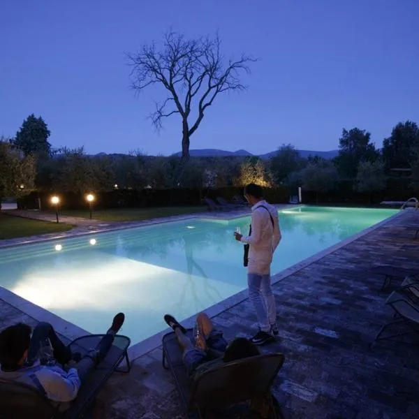 Hotel & Spa Villa dei Mosaici，位于Valtopina的酒店