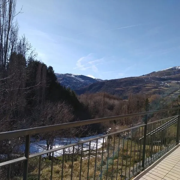 Apartament amb pati a la Vall Fosca, tranquilitat i bones vistes，位于Monrós的酒店