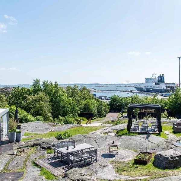 阿尔肯及艺术花园Spa酒店，位于Hjuvik的酒店