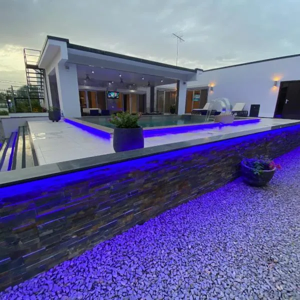 Liberdada Villa SURINAME，位于Wanica的酒店