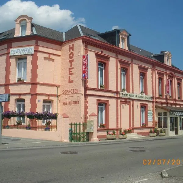 Logis - Hôtel et Restaurant Le Sofhotel，位于La Ferté-Saint-Samson的酒店