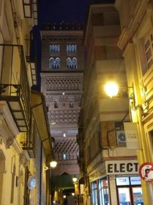san leon，位于Caudé的酒店