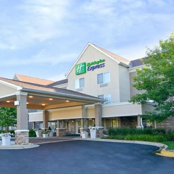 Holiday Inn Express & Suites Chicago-Deerfield Lincolnshire, an IHG Hotel，位于Riverwoods的酒店