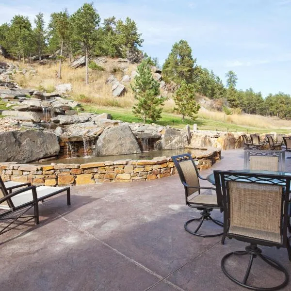 Holiday Inn Express & Suites Custer-Mt Rushmore，位于卡斯特的酒店