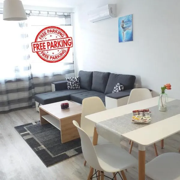 Hatvan Corner Apartments，位于豪伊杜伯瑟尔梅尼的酒店