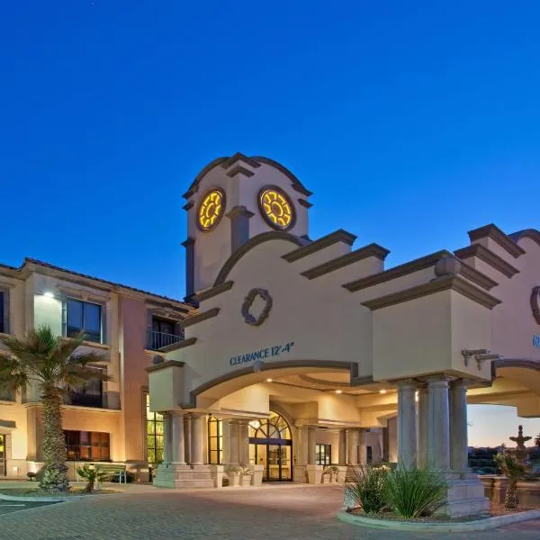 图森购物中心套房智选假日酒店，位于Old Tucson的酒店