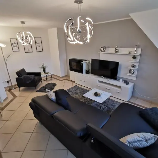 Wellnes Apartment mit Schwimmbadnutzung，位于巴特埃森的酒店