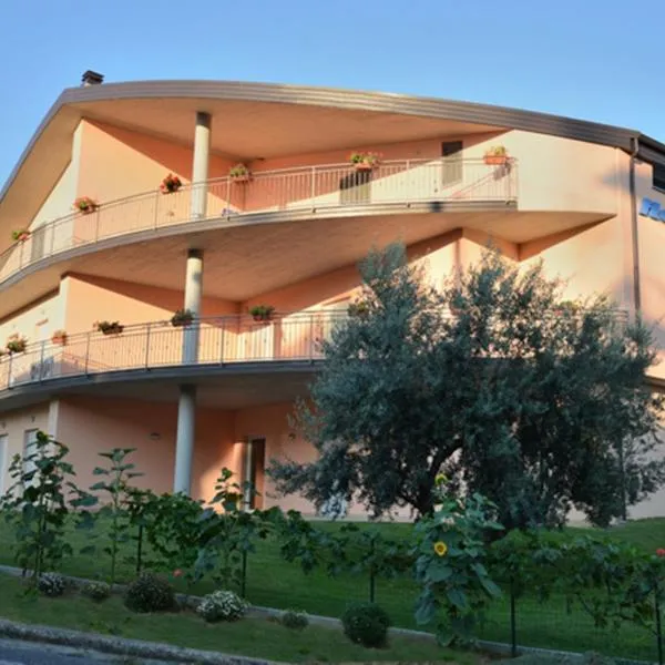 660酒店，位于Bisignano的酒店