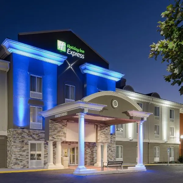 Holiday Inn Express & Suites Philadelphia - Mt Laurel, an IHG Hotel，位于劳雷尔山的酒店