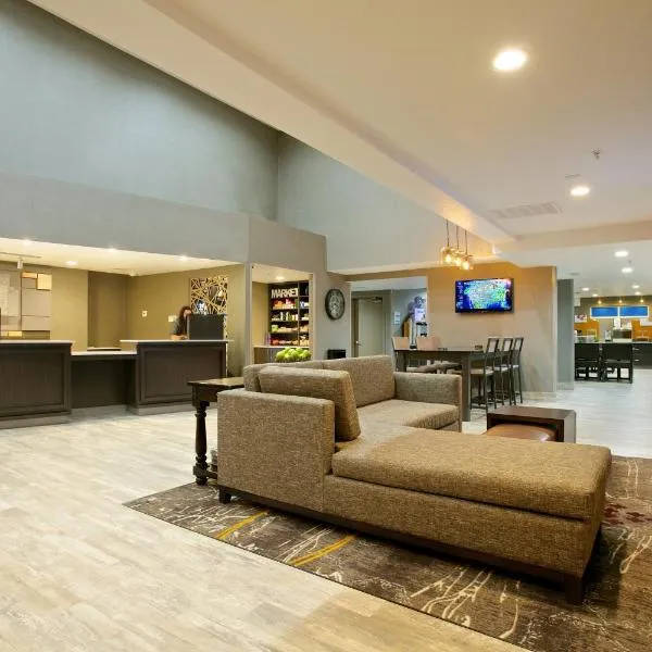 Holiday Inn Express Hotel & Suites - Paso Robles by IHG，位于佩索罗伯斯的酒店