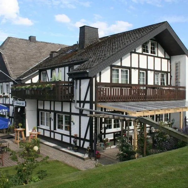 亨尼塔勒尔宾馆，位于Menkhausen的酒店