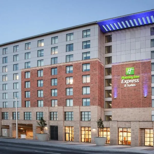Holiday Inn Express & Suites Downtown Ottawa East, an IHG Hotel，位于Cantley的酒店