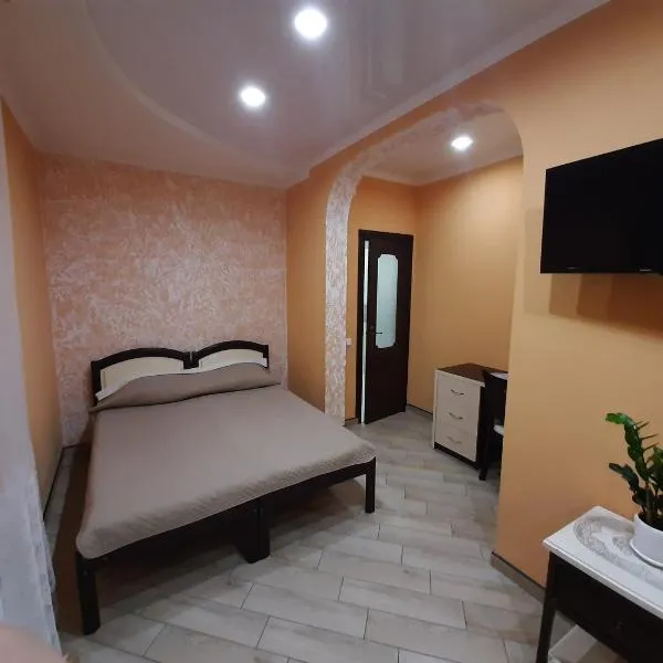 Mini-hotel，位于乌曼岛的酒店