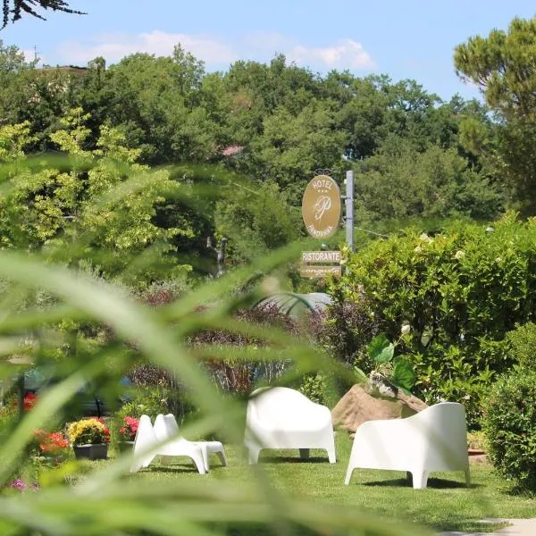 Hotel Panorama，位于San Valentino in Abruzzo Citeriore的酒店