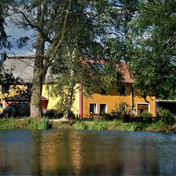 Ferienhof im grünen Herzen，位于Langenwolschendorf的酒店