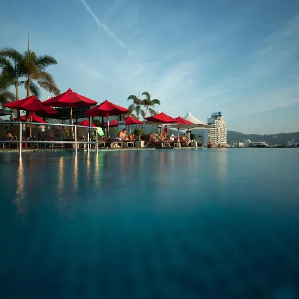 The Charm Resort Phuket - SHA Certified，位于芭东海滩的酒店