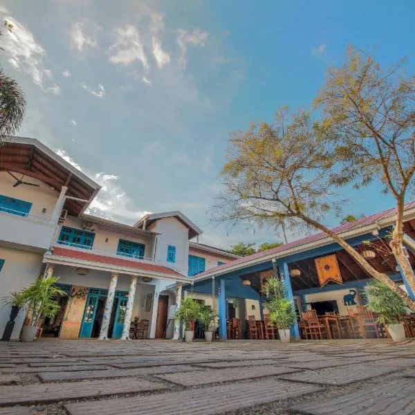 Blue Elephant Boutique Hotel，位于尼甘布的酒店