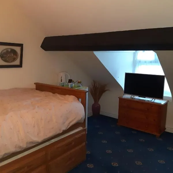 Phoenix Nights Guest House，位于巴罗弗内斯的酒店