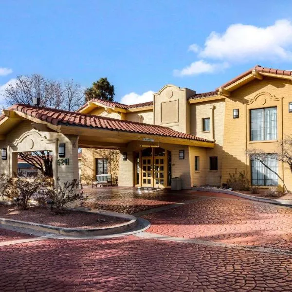 拉金塔东北阿尔伯克基酒店，位于阿尔伯克基的酒店