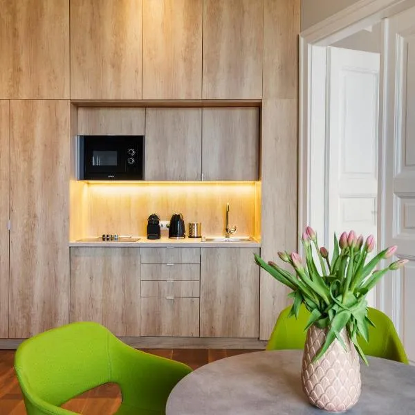 Lakeside Budapest Residences 1 MIN FROM METRO,位于布达佩斯的酒店
