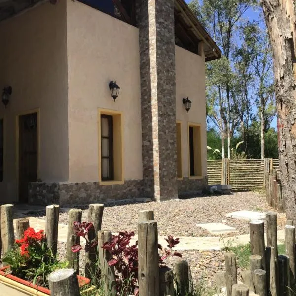 Cabañas de Bella Vista，位于巴尔内阿里奥索利斯的酒店