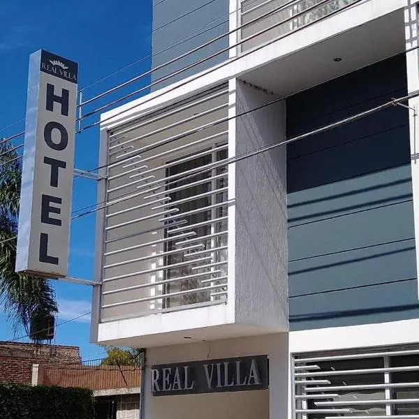 Hotel Real Villa，位于Estipa的酒店