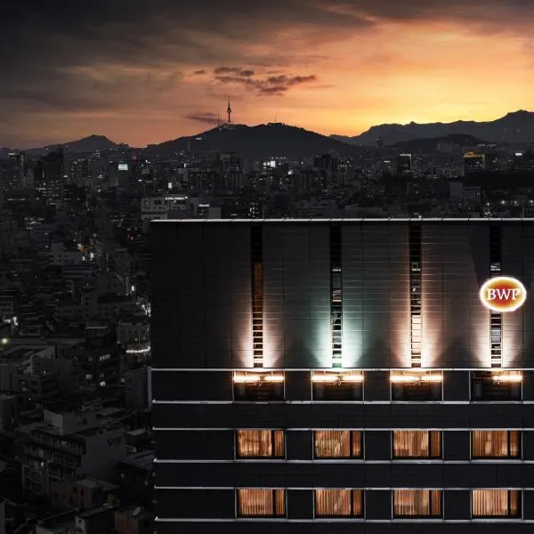 江南贝斯特韦斯特尊贵酒店，位于首尔的酒店