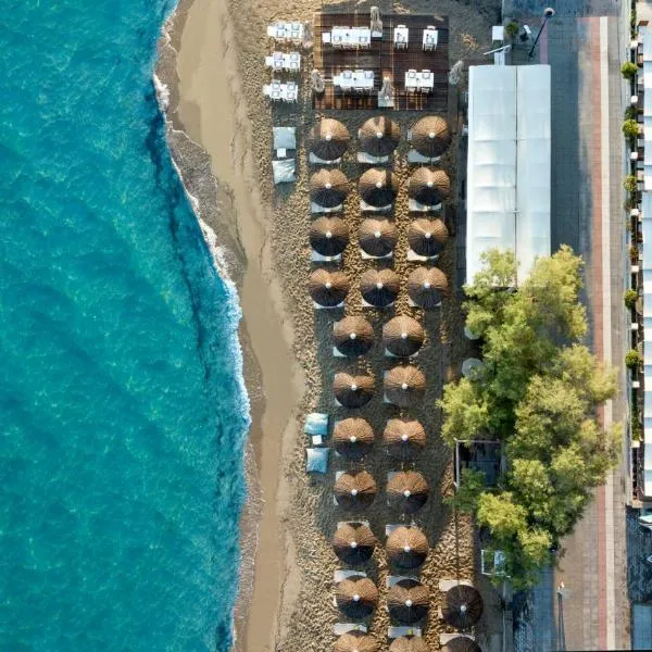 黄金之星度假酒店，位于Agios Antonios的酒店