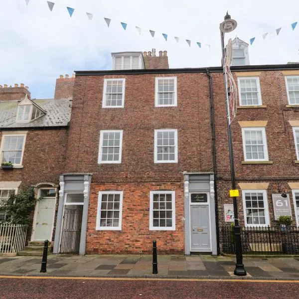 Lovatt House Apartment Tynemouth，位于北希尔兹的酒店