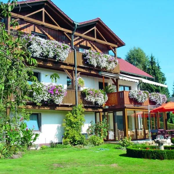 Gästehaus Köglmaier，位于Ihrlerstein的酒店