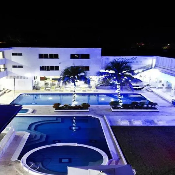 Hotel Mall Santana Del Río，位于Corozo的酒店