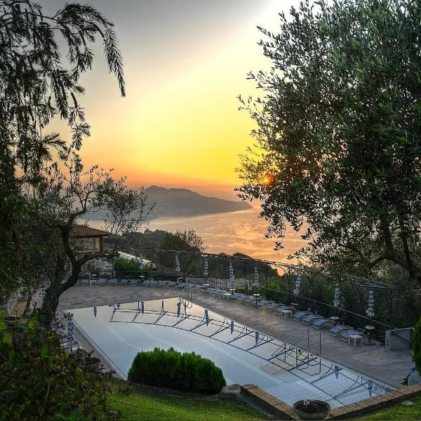 Gocce Di Capri Resort，位于马萨鲁布朗斯的酒店