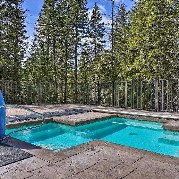 Airy Resort Condo < 3 Miles to Whitefish Mountain!，位于白鱼镇的酒店