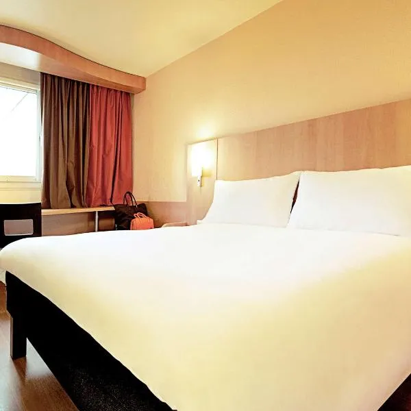 宜必思蒙贝利亚尔酒店，位于伊图普斯的酒店