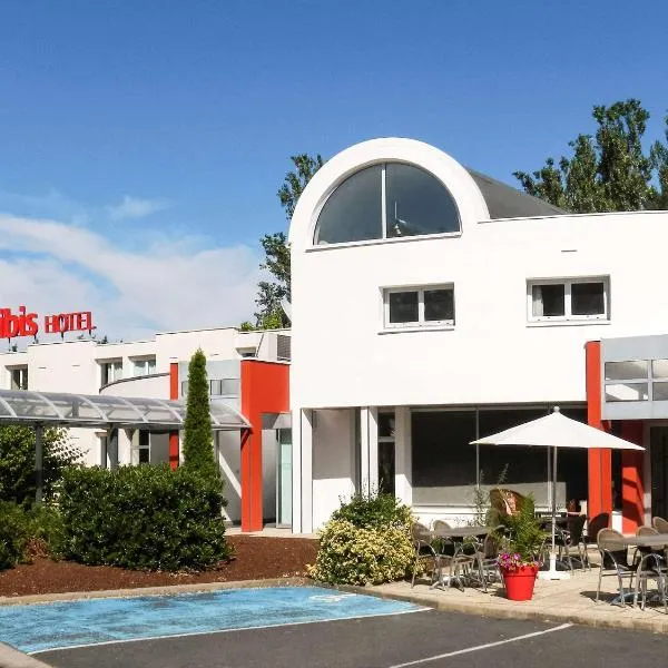 宜必思普瓦捷博里于酒店，位于Saint-Julien-lʼArs的酒店