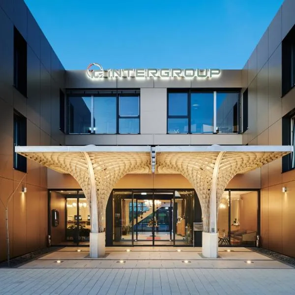 Intergroup Business & Design Hotel Ingolstadt，位于Kösching的酒店