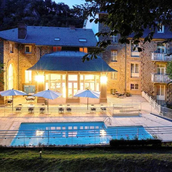 圣内克泰尔Spa美居酒店，位于Besse-en-Chandesse的酒店