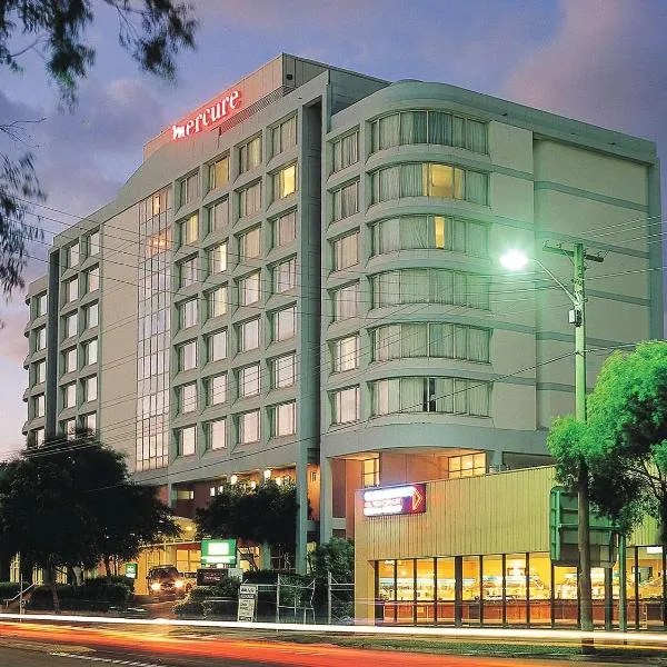 悉尼帕拉马塔美居酒店，位于赖德的酒店