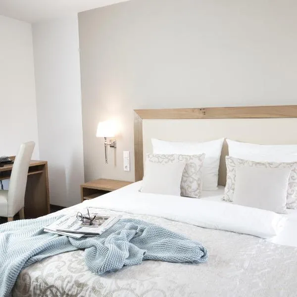 GÄSTEHAUS an der Sempt Ferienwohnungen & Apartements，位于埃尔丁的酒店