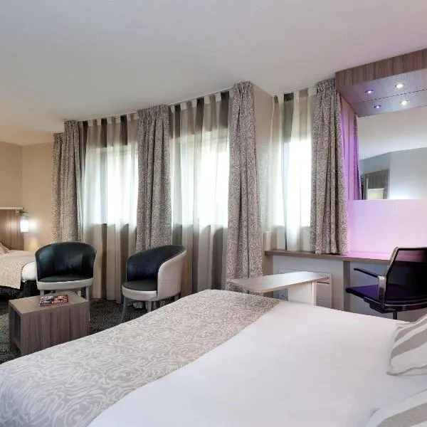 默伦宜必思尚品酒店，位于Vaux-le-Pénil的酒店