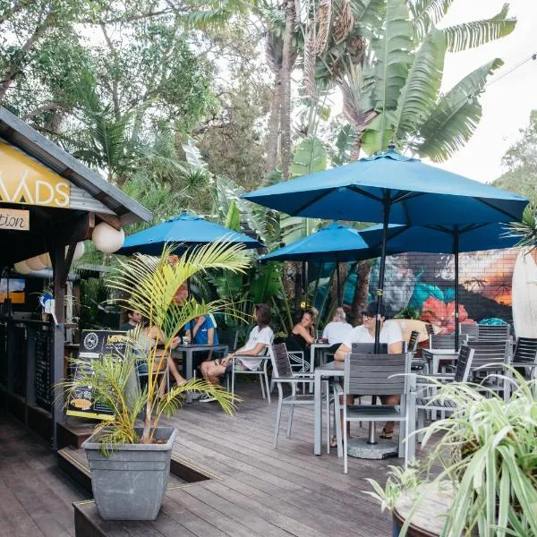 Nomads Noosa，位于Cootharaba的酒店