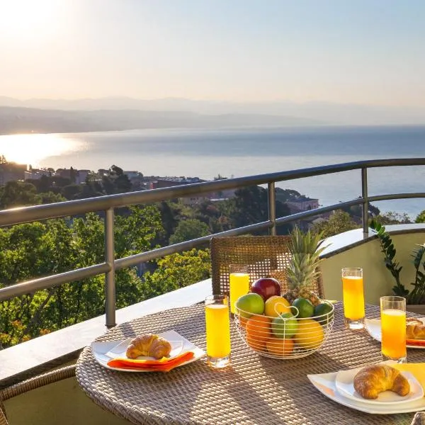 Apartment Maja Opatija with Free Private Parking and Lovely Sea View Terrace，位于奥帕提亚的酒店