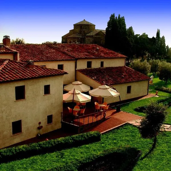 索瓦纳度假酒店，位于San Martino的酒店